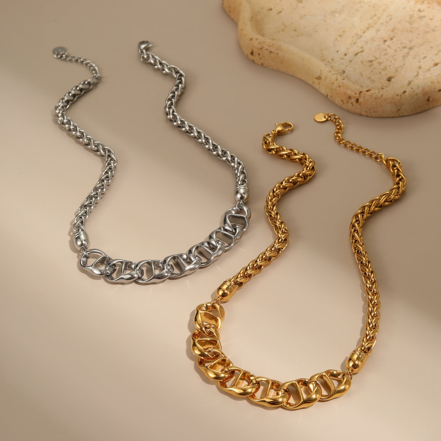 Collier à Gros Maillons Élégant et Tendance .ne se décolore
