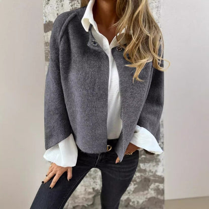 Cardigan Courte en Maille Douce – Style Chic