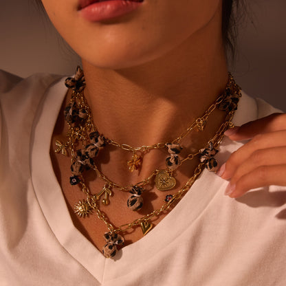 Collier Chaîne Chic Orné avec Pendentifs Léopard, Cœur et Fleurs