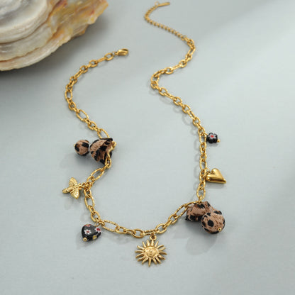 Collier Chaîne Chic Orné avec Pendentifs Léopard, Cœur et Fleurs