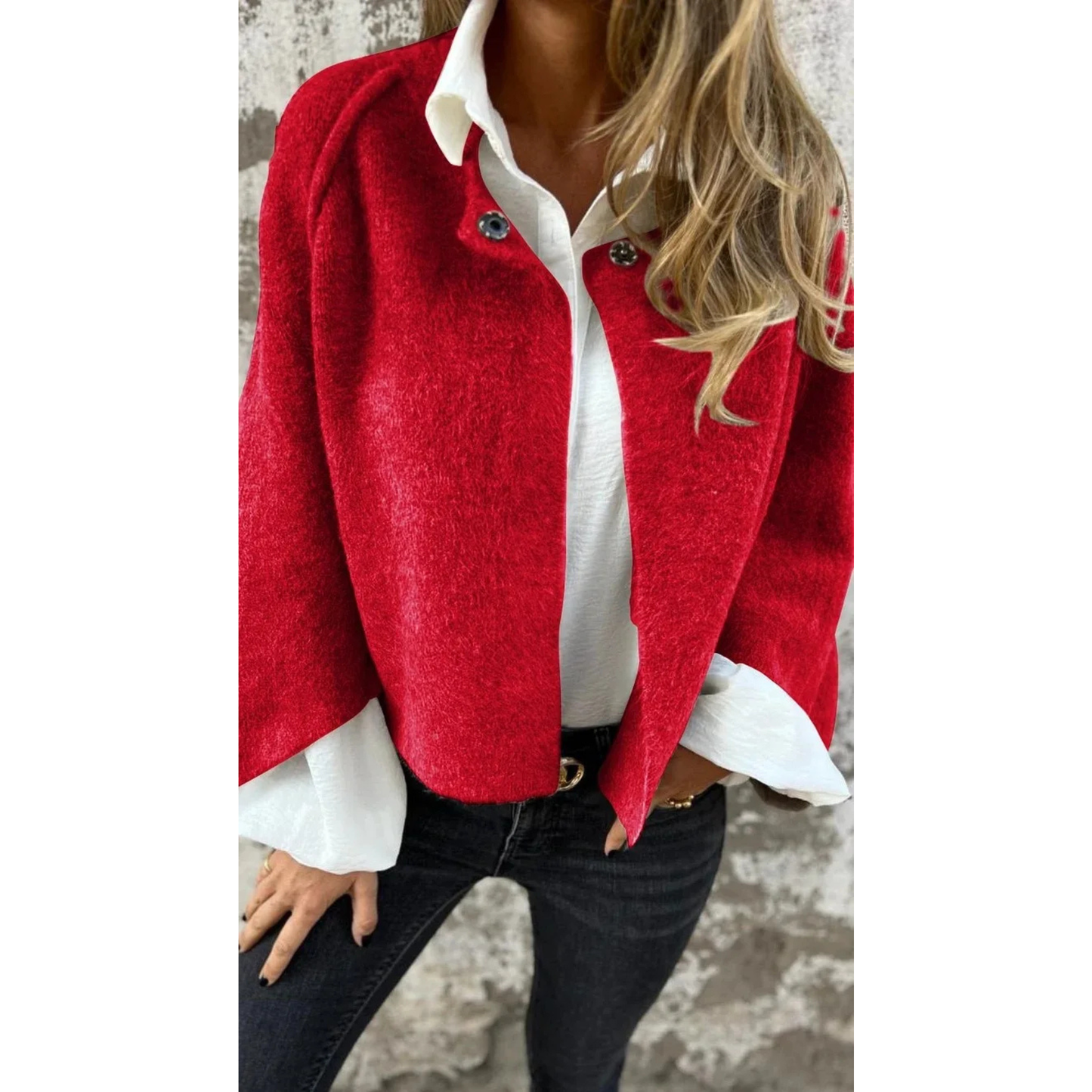 Cardigan Courte en Maille Douce – Style Chic